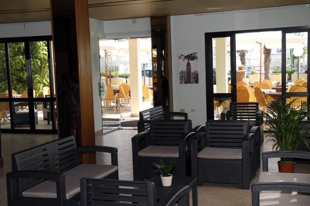 Sportur Club Hotel Cervia Exterior photo