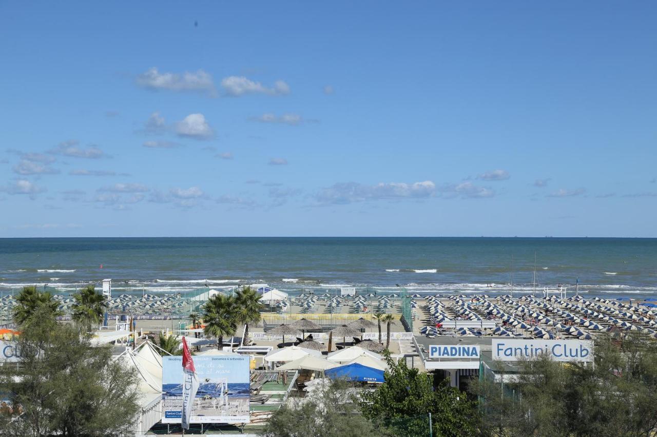 Sportur Club Hotel Cervia Exterior photo